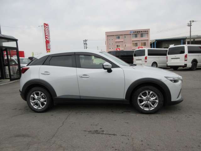 Mazda CX-3 11