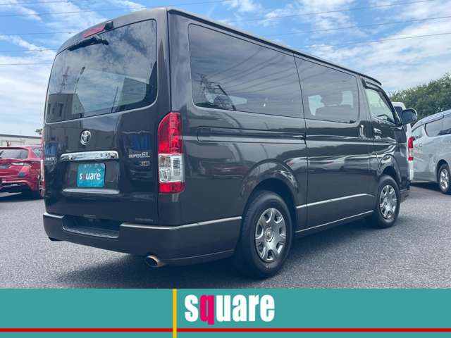 Toyota Hiace Van 9