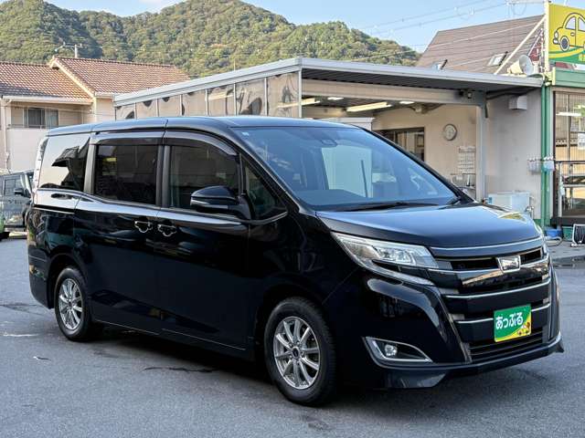 Toyota Noah 7