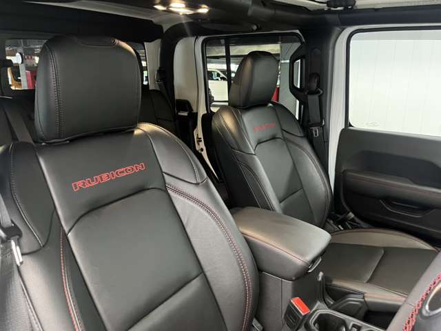 Jeep Gladiator 8
