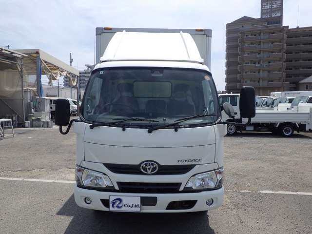 Toyota Toyoace 4