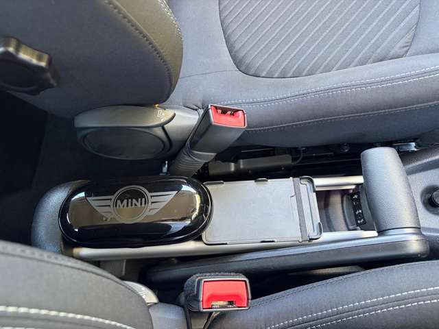 MINI Paceman 9