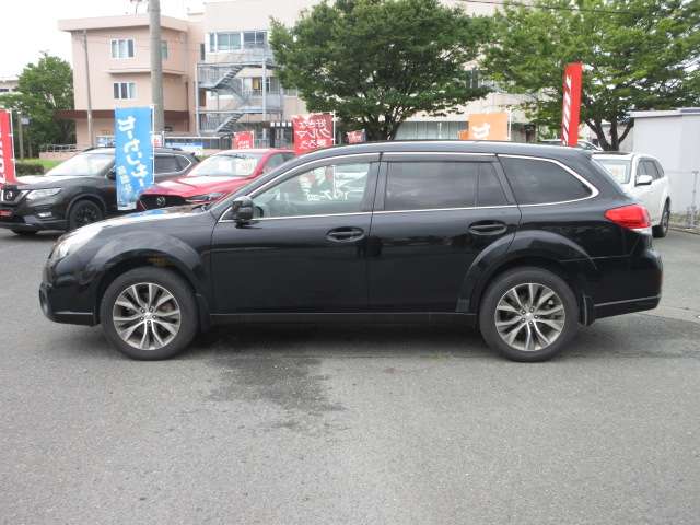 Subaru Legacy Outback 11