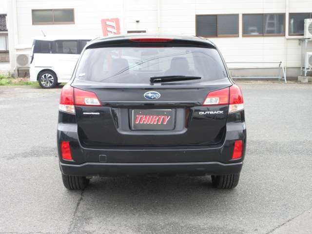 Subaru Legacy Outback 12