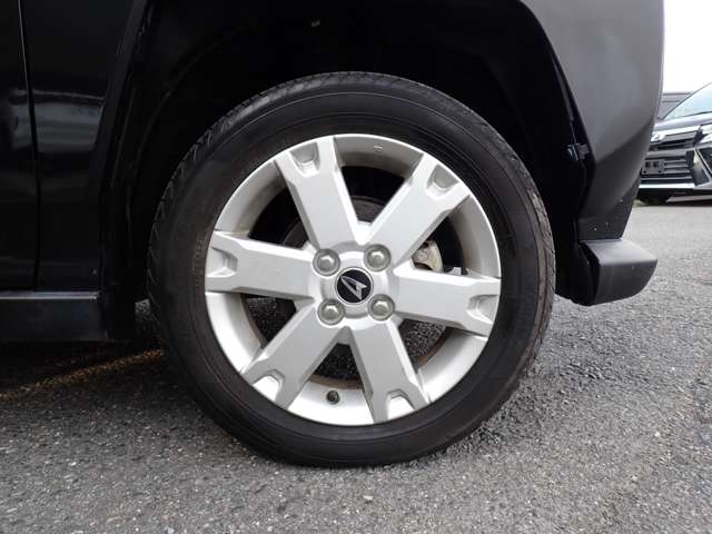 Daihatsu Taft 8