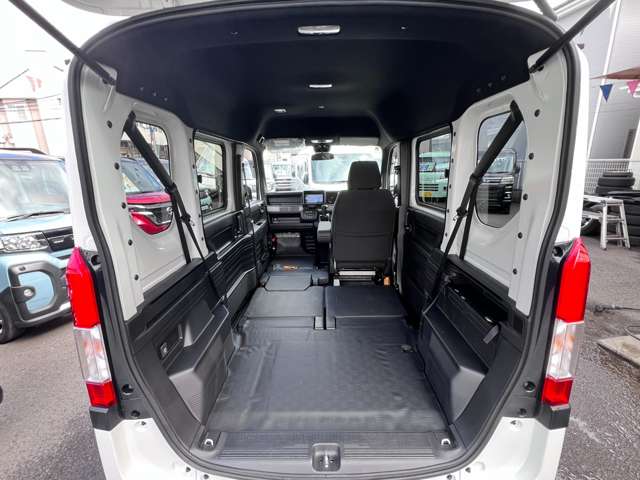 Honda N-VAN 12