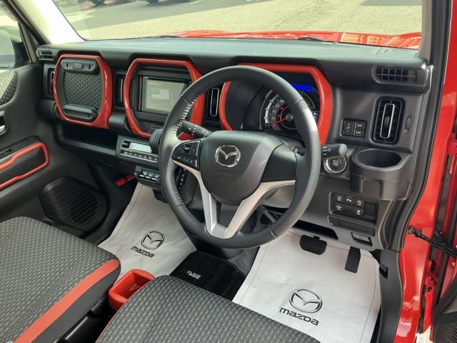 Mazda Flair Crossover 8