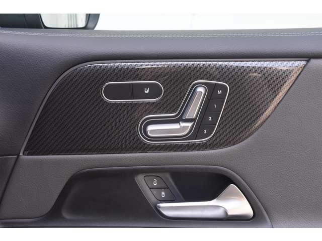 Mercedes-Benz GLB 10