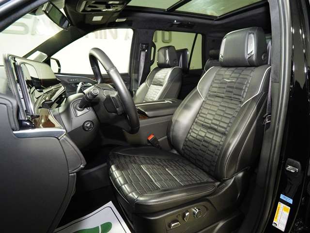 Cadillac エスカレード 12