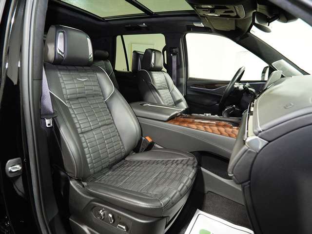 Cadillac エスカレード 3