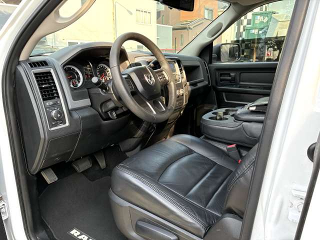 Dodge Ram 4