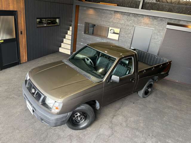 Nissan Datsun 2