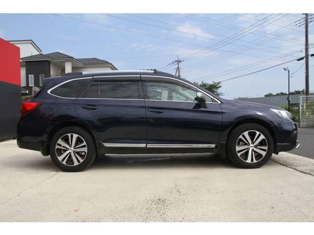 Subaru Legacy Outback 12