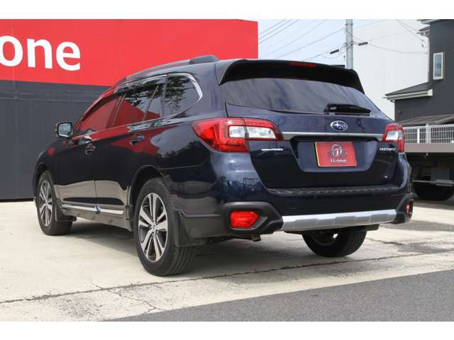 Subaru Legacy Outback 9