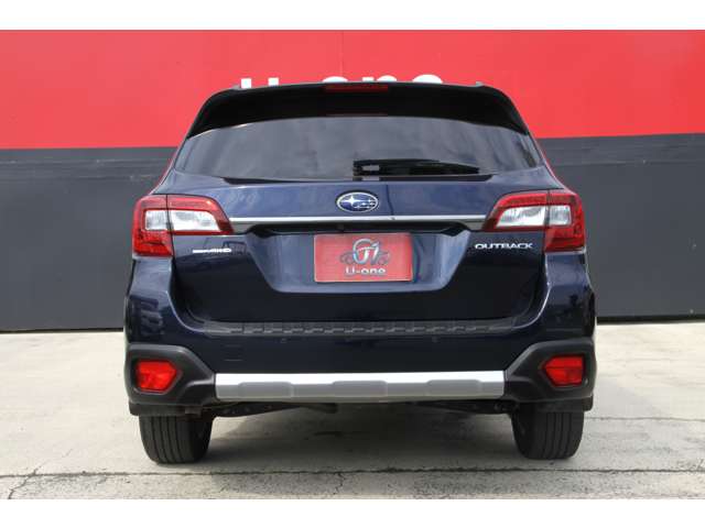 Subaru Legacy Outback 10