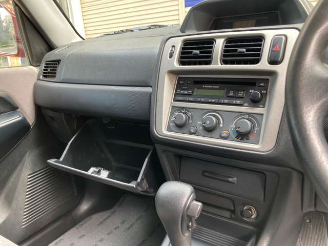 Mitsubishi Pajero iO 9