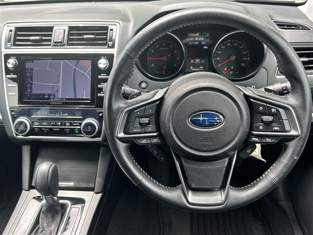 Subaru Legacy Outback 3