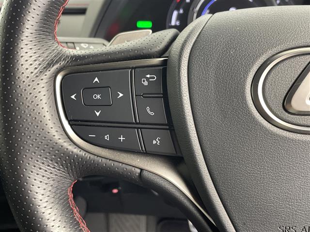 Lexus UX 11