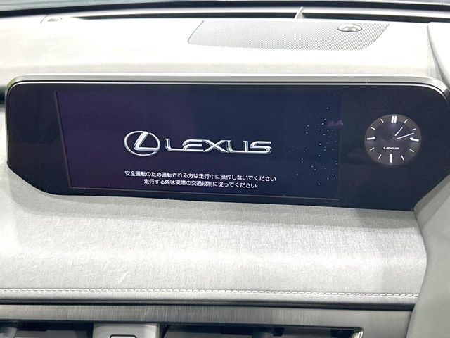 Lexus UX 4