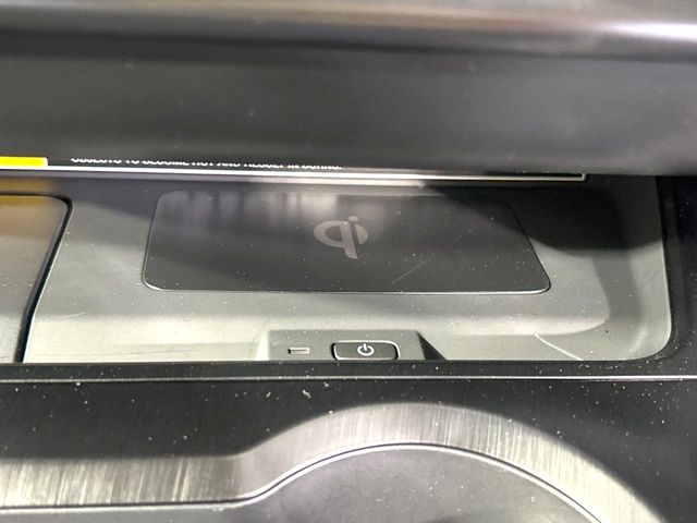 Lexus UX 8