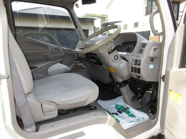 Hino Dutro 10