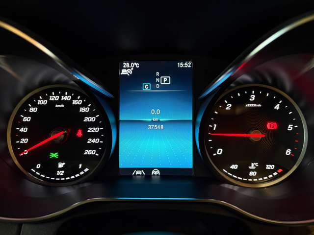 Mercedes-Benz GLC 12