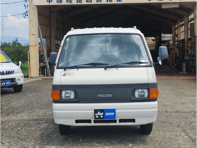 Mazda Bongo Truck 3