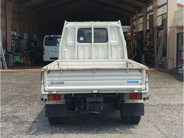 Mazda Bongo Truck 9