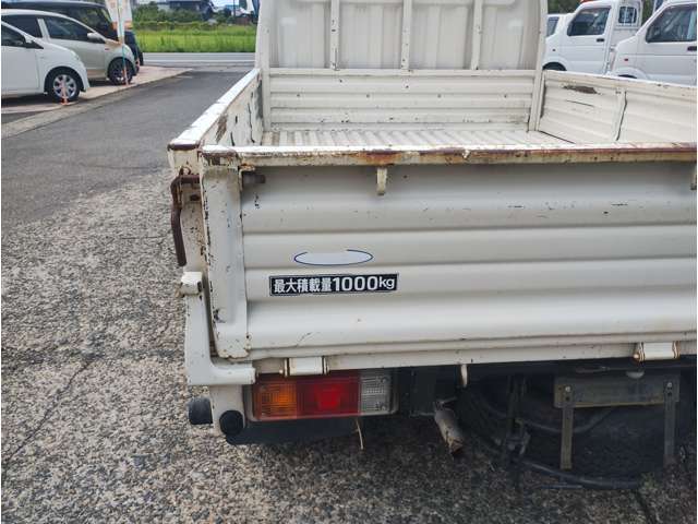 Mazda Bongo Truck 10