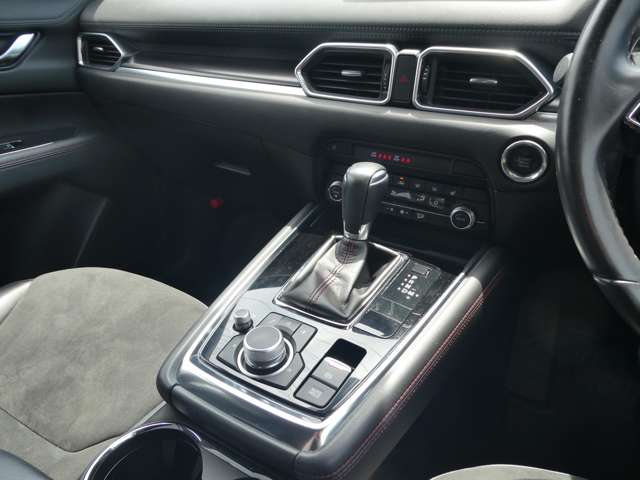 Mazda CX-8 8