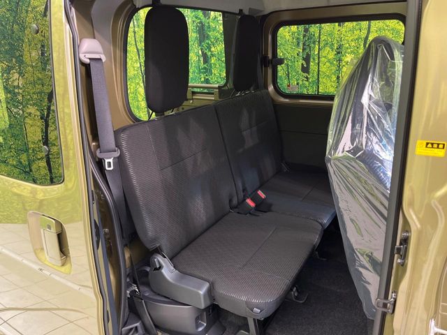 Daihatsu Hijet Deck Van 9