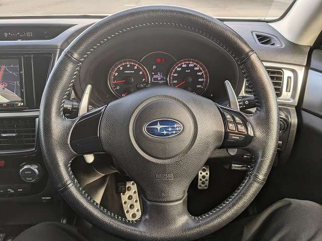 Subaru Exiga Crossover7 12
