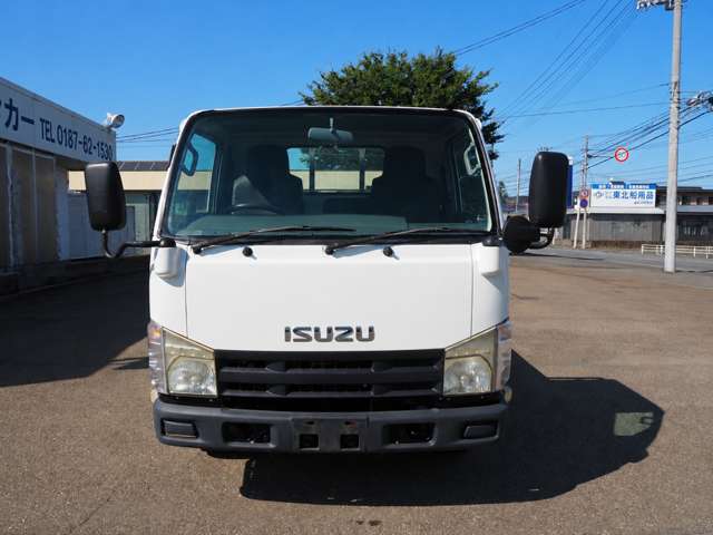 Isuzu Elf 2