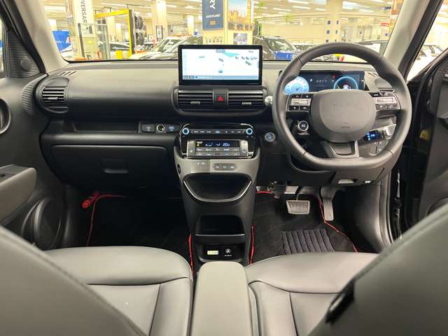 Hyundai インスター 3