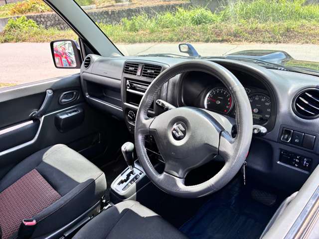 Suzuki Jimny 12