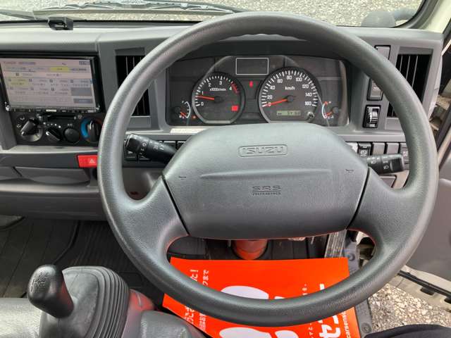 Isuzu Elf 6