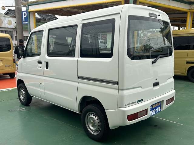 Mitsubishi Minicab MiEV 4