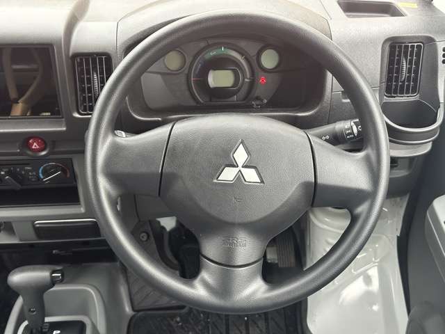 Mitsubishi Minicab MiEV 8