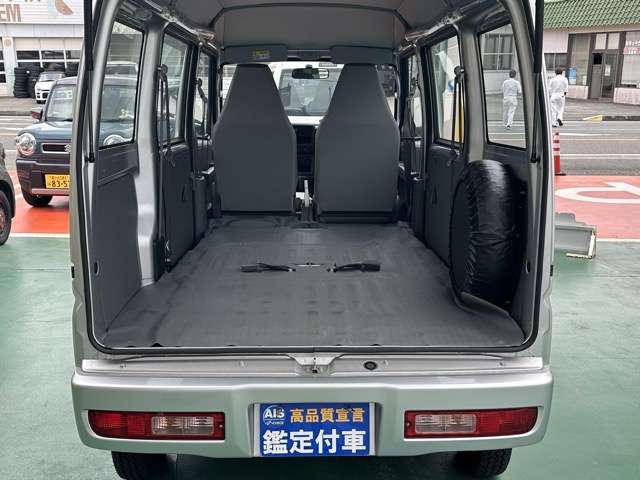 Mitsubishi Minicab MiEV 11