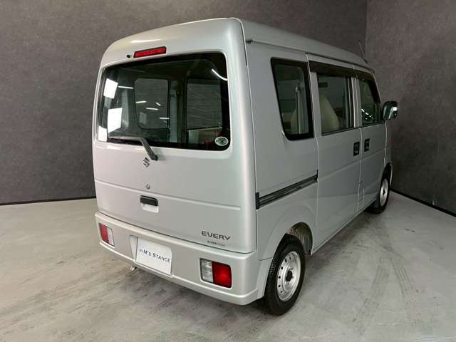 Suzuki Every 9