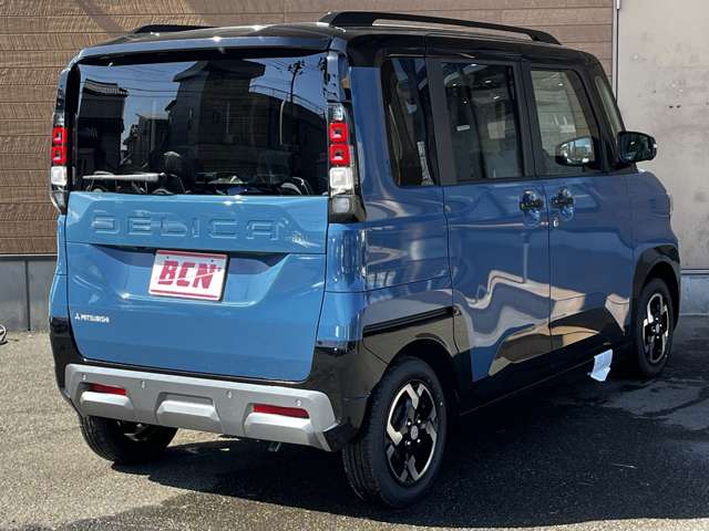 Mitsubishi Delica Mini 5