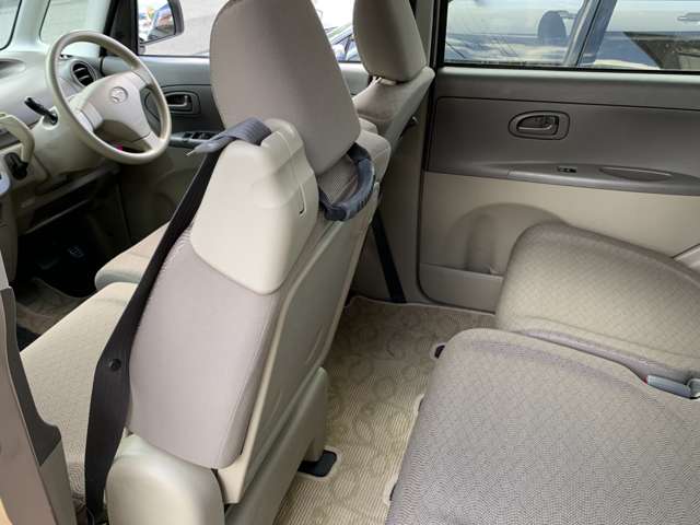 Daihatsu Tanto 8