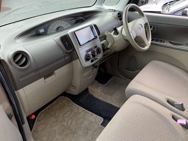 Daihatsu Tanto 9