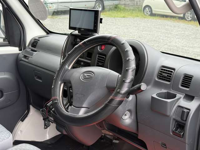 Daihatsu Hijet Cargo 9