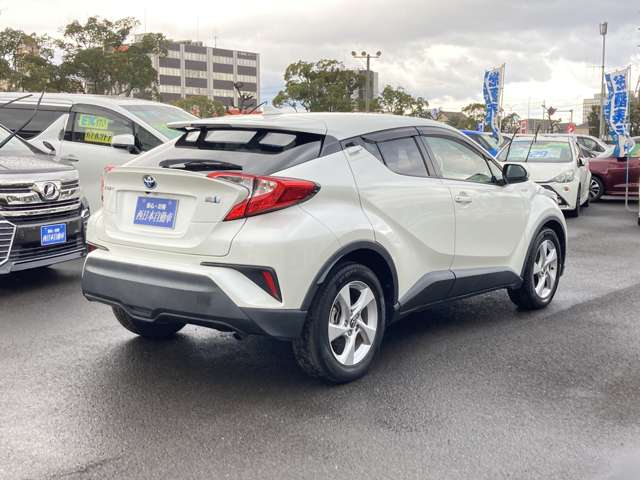 Toyota C-HR 5