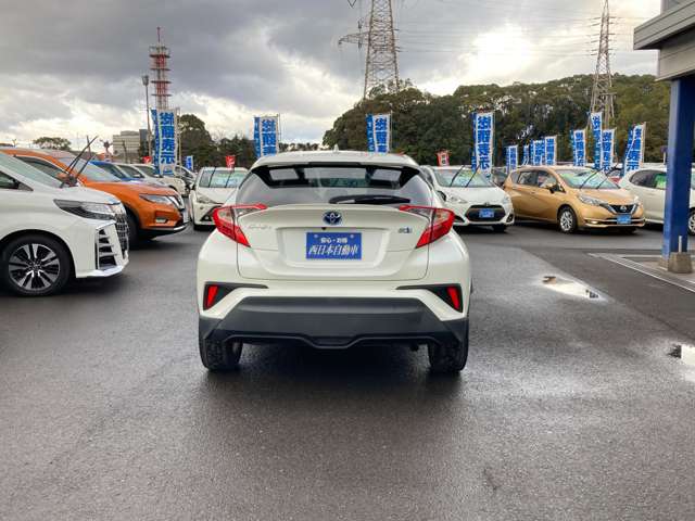 Toyota C-HR 8