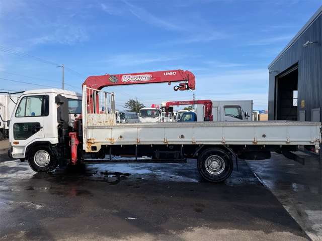 UD Trucks Condor 8