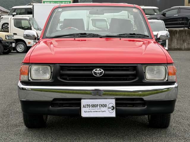 Toyota Hilux 11