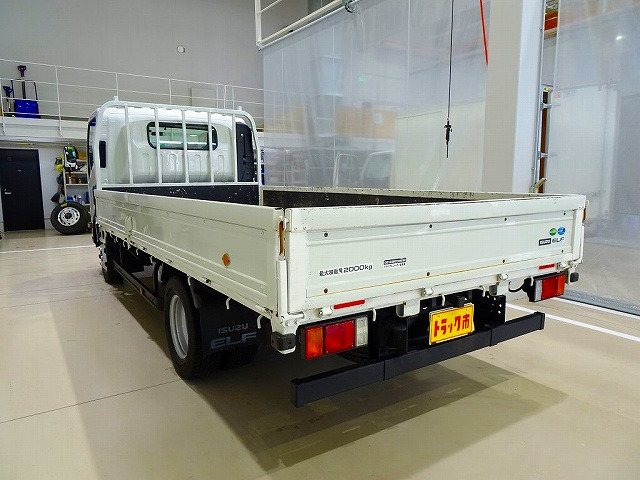 Isuzu Elf 12