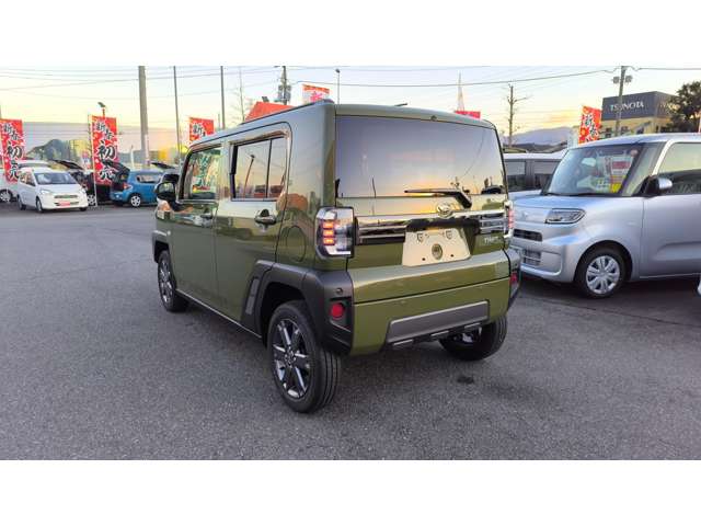 Daihatsu Taft 4